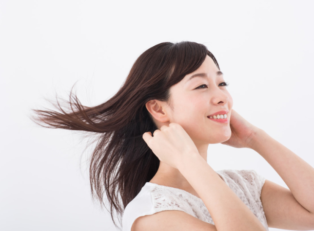 外側だけをケアしてもダメ!まとまりのある艶やかな髪にするには内側からのケアを