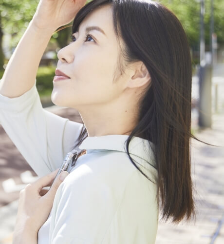美しい髪の女性