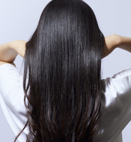 美しい髪の女性