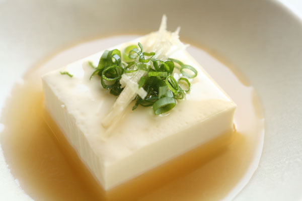 絹ごし豆腐にすっぽんスープ